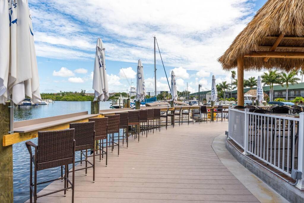 サラソータWaterfront, Pool, Tiki Bar & Grill, Gym, Location!アパートメント エクステリア 写真