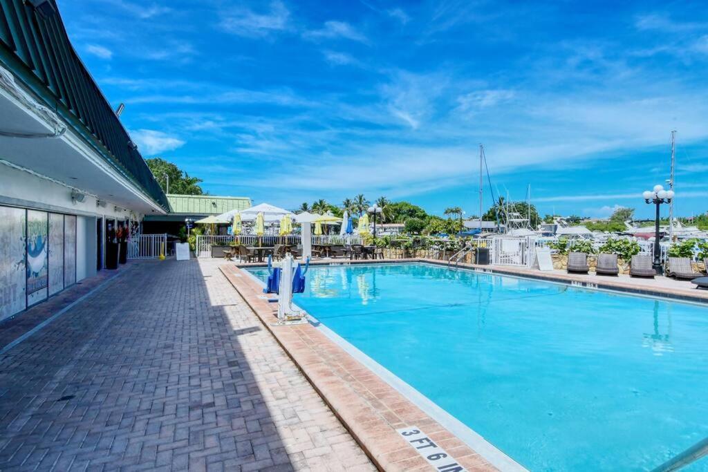 サラソータWaterfront, Pool, Tiki Bar & Grill, Gym, Location!アパートメント エクステリア 写真