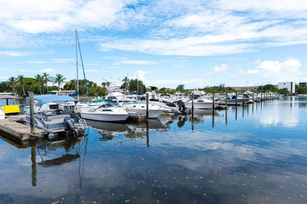 サラソータWaterfront, Pool, Tiki Bar & Grill, Gym, Location!アパートメント エクステリア 写真