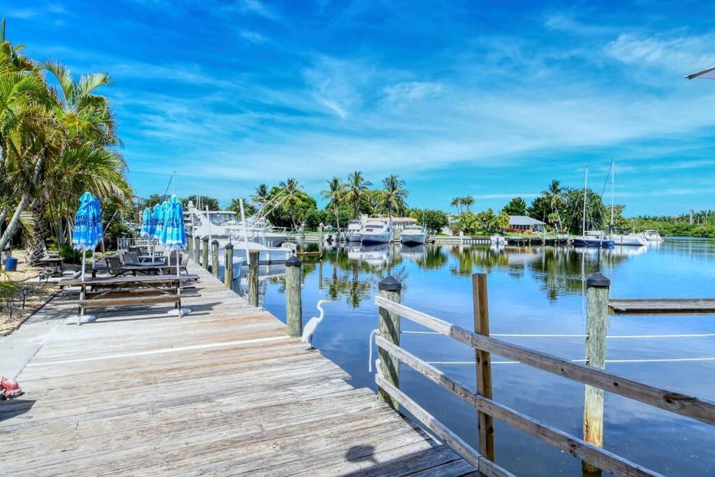 サラソータWaterfront, Pool, Tiki Bar & Grill, Gym, Location!アパートメント エクステリア 写真